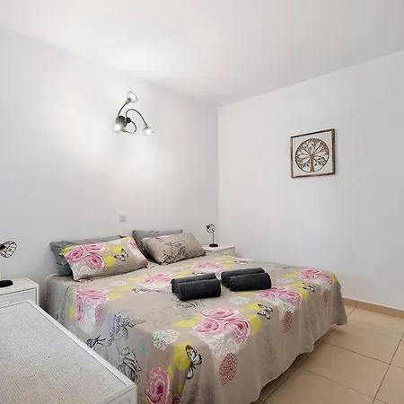 Hotel apartamentowy Casa Lizzy - Con Vista Giardino N325