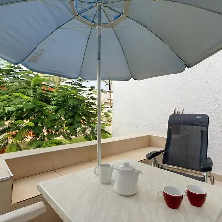 Hotel apartamentowy Casa Lizzy - Con Vista Giardino N325 4*