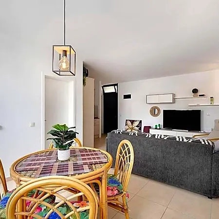 Lägenhetshotell Casa Lizzy - Con Vista Giardino N325 Arona (Tenerife)